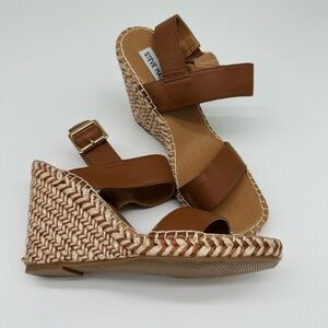 Steve Madden Women's Uri Wedge Sandal